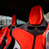 Luxe et performances : siège auto en fibre de carbone pour un confort et une expérience de conduite inégalés