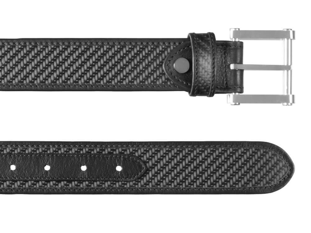 Ceinture tendance en fibre de carbone ultra durable.